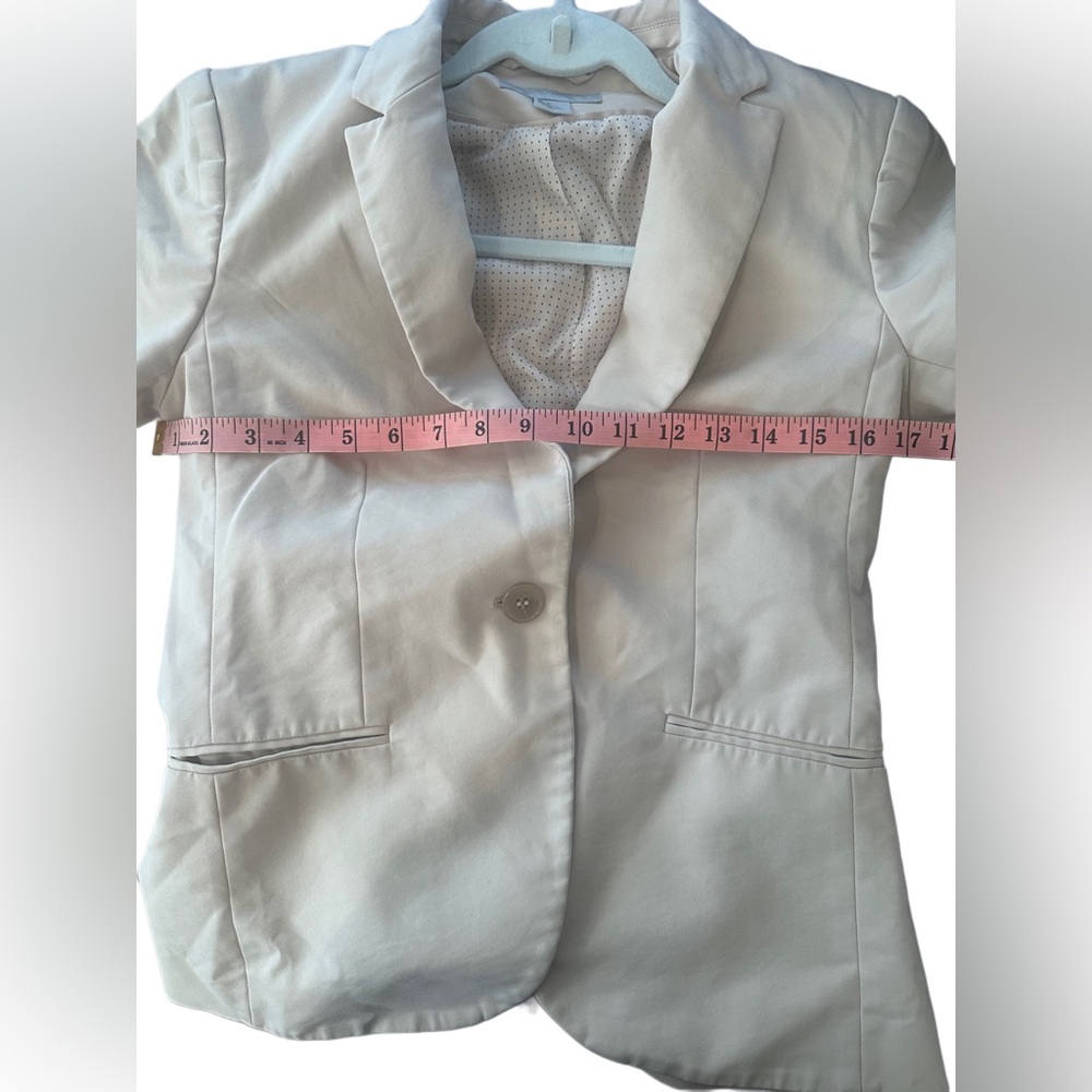 H&M Classic Beige Women's Blazer - Picture 5 of 6